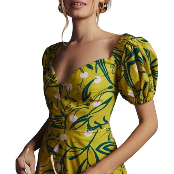 Maeve Puff-Sleeve Sweetheart Dress in Cherry Chartreuse - Picture 2 of 13